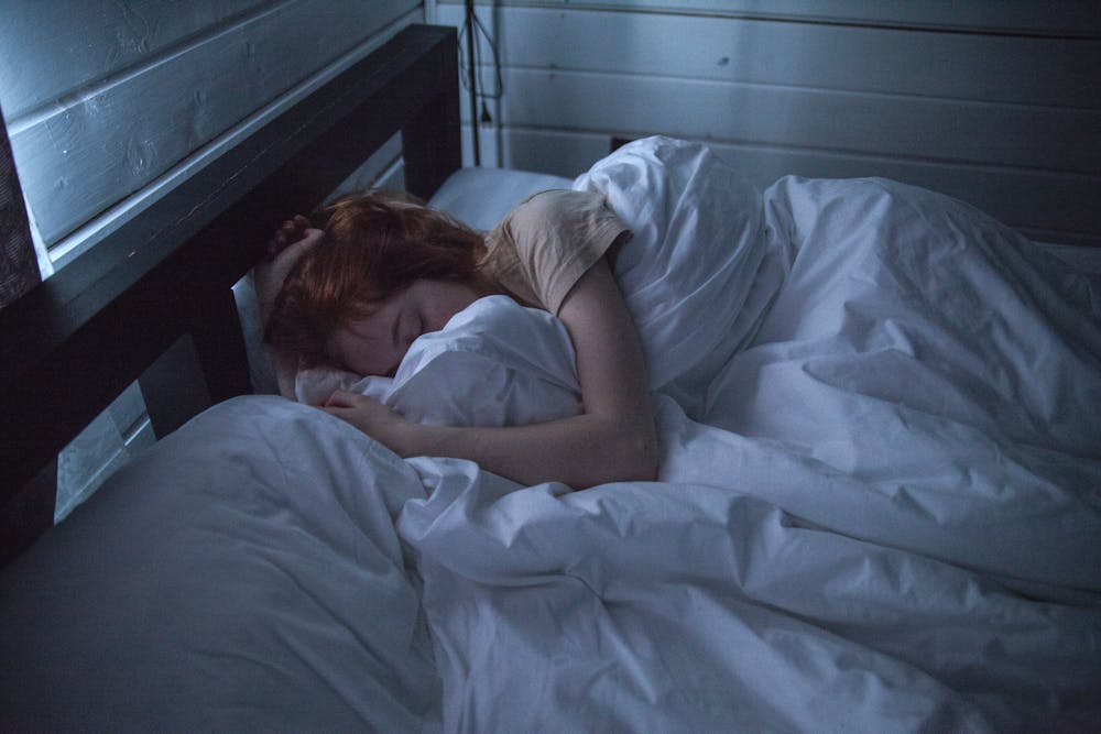 Sleep Hygiene Expert Interview: Establishing Healthy Sleep Habits for Better Rest